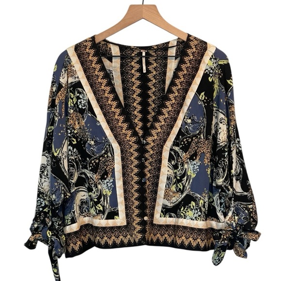 Free People Catch Me If You Can Tie Sleeve Blouse, Boho Cheetah Print, XS - Picture 2 of 16